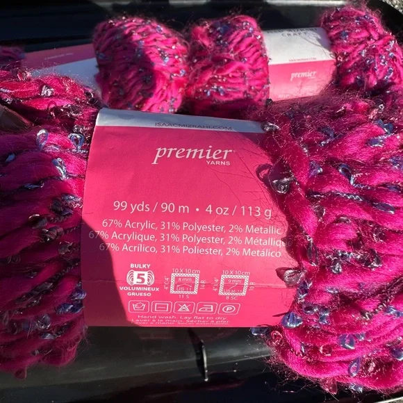 Isaac Mizrahi Premier Yarns in Vibrant Pink - Picture 2 of 2